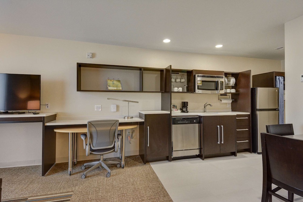 Home2 Suites By Hilton Irving / Dfw Airport North 55/63