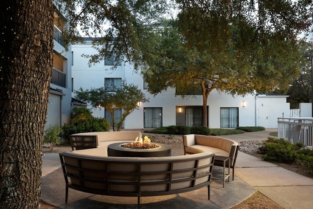 Courtyard By Marriott Austin Round Rock 45/54