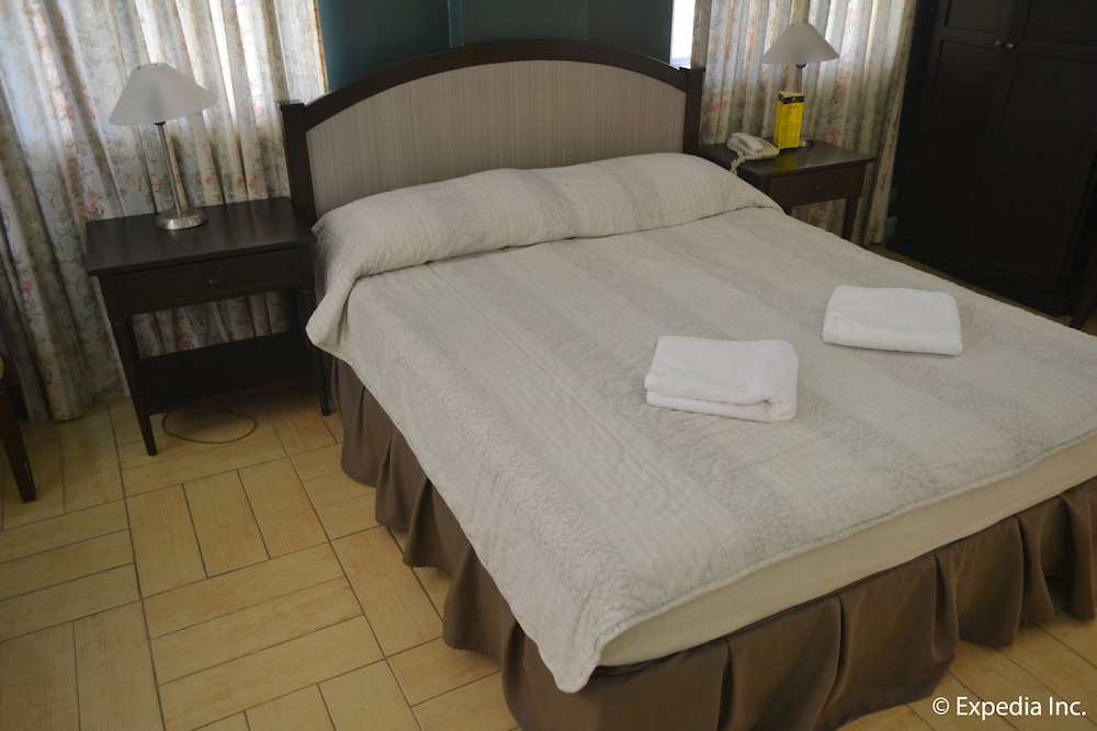 Tagaytay Country Hotel 27/57