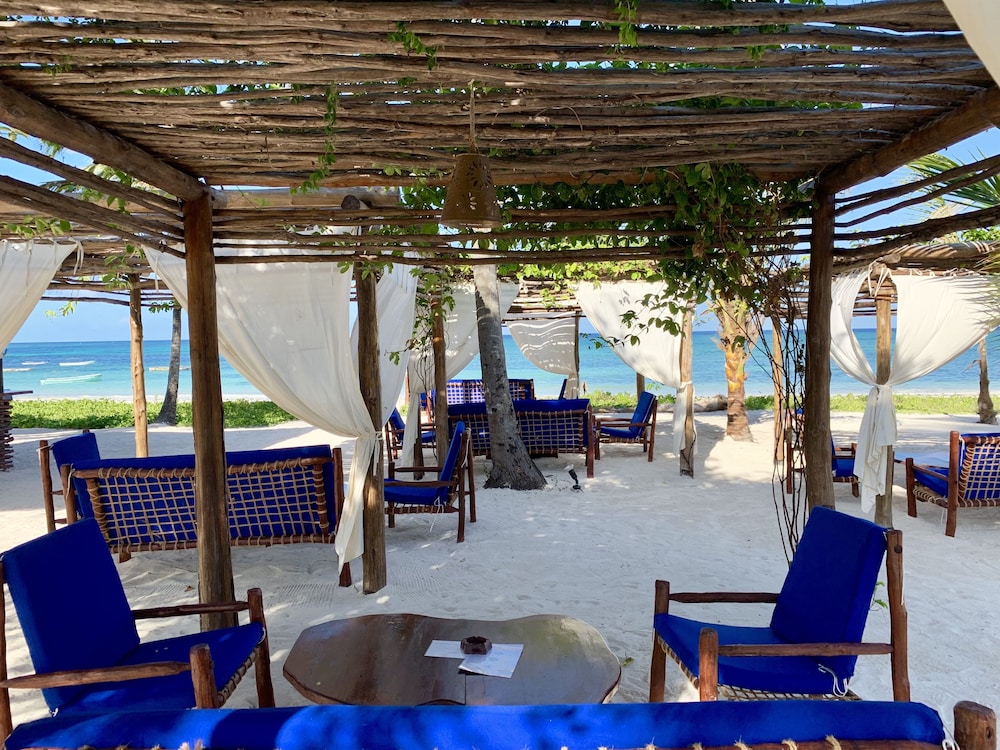The Sands Beach Resort, Zanzibar 51/72