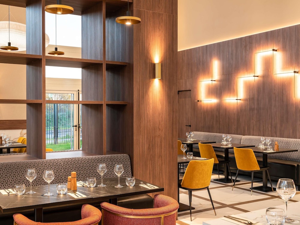 Mercure Acheres St Germain en Laye 27/50