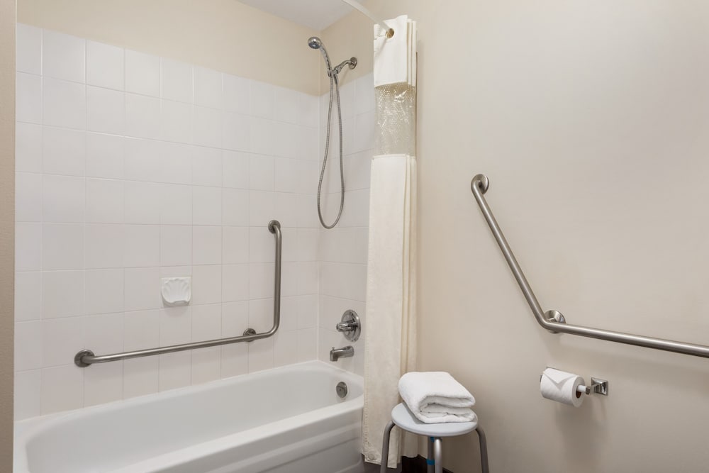 Days Inn By Wyndham Kelowna 13/37