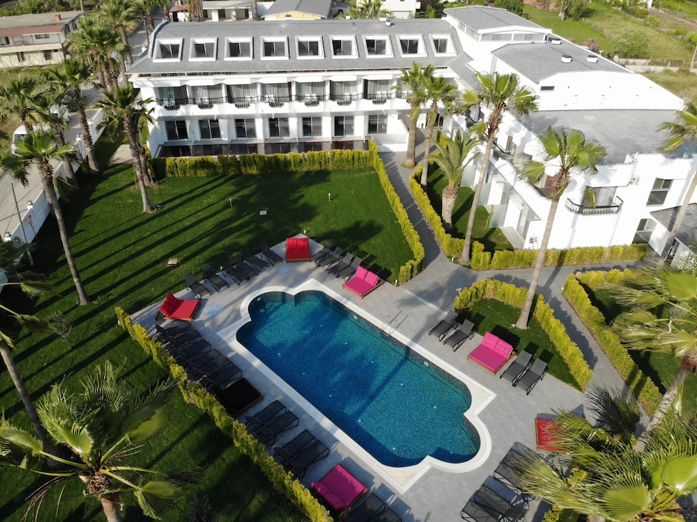 Voxx Marmaris Beach Resort Adult Only +16 12/52