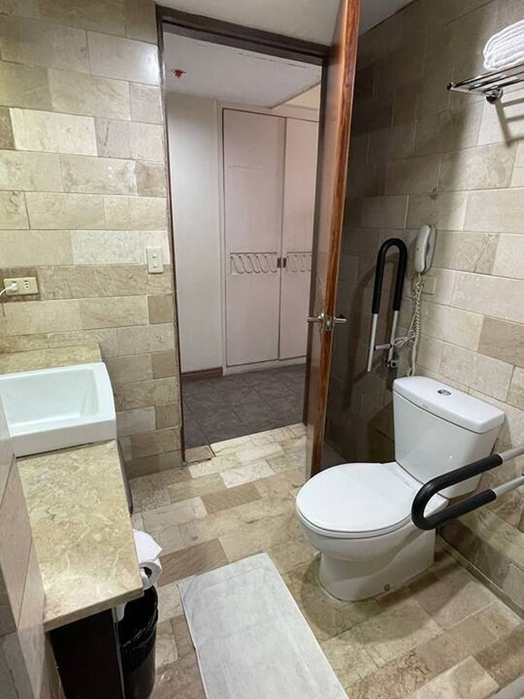 The VIP Hotel Cagayan De Oro 42/51