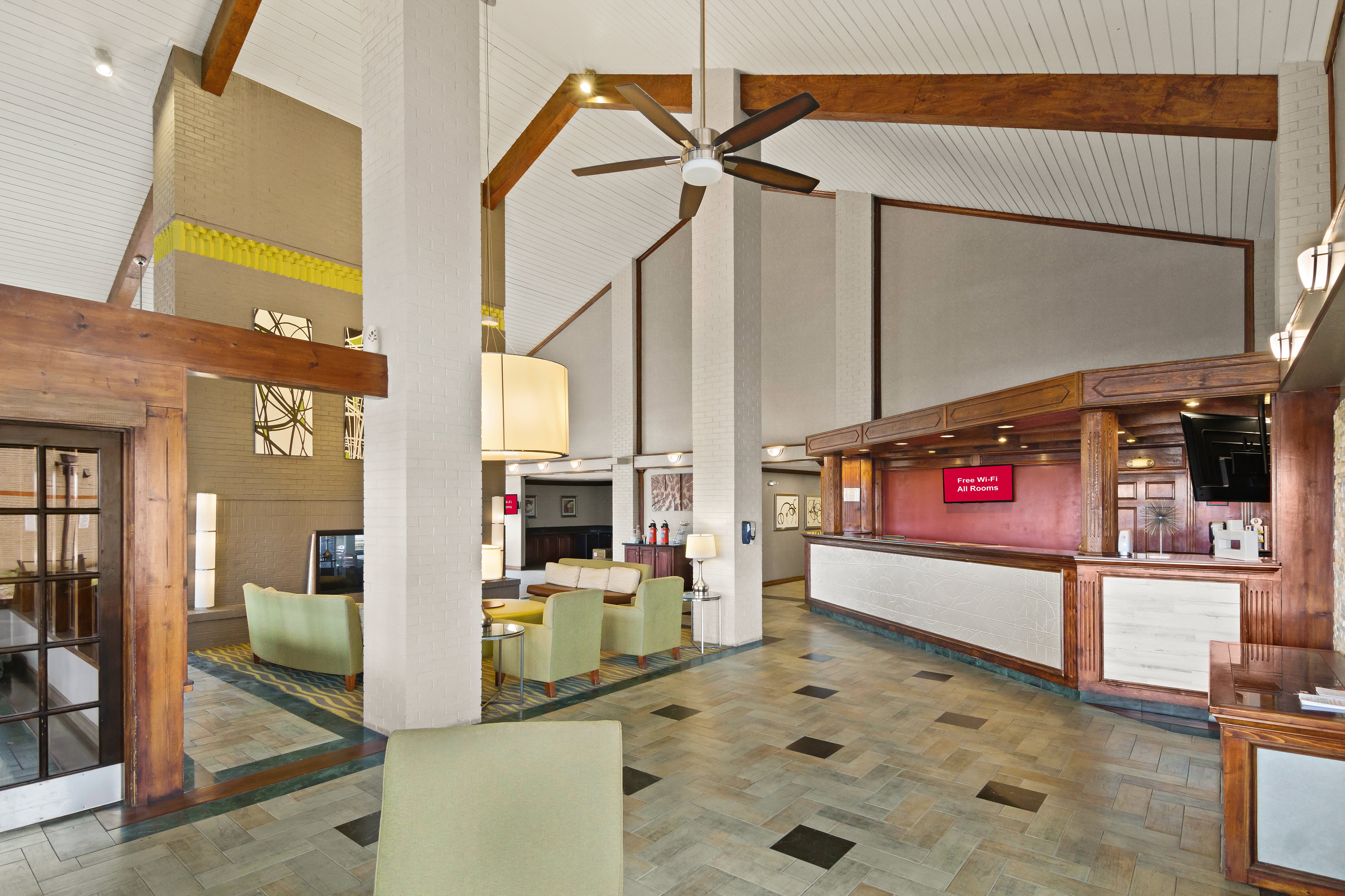 Red Roof Inn & Suites Irving - DFW Airport South 8/45