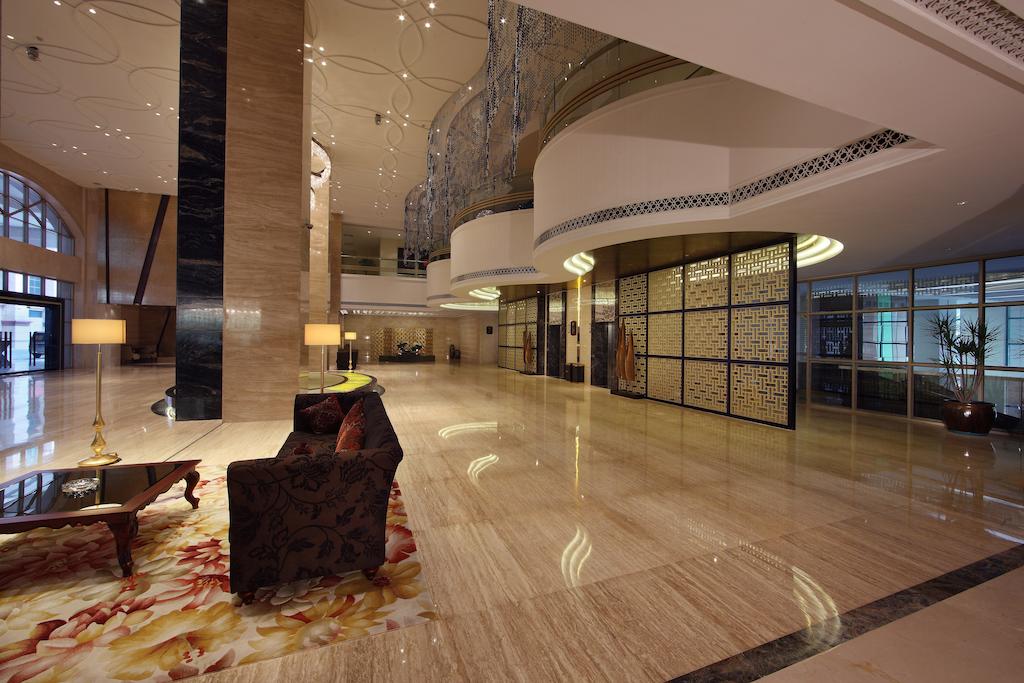 Yihe Grand Hotel 11/38