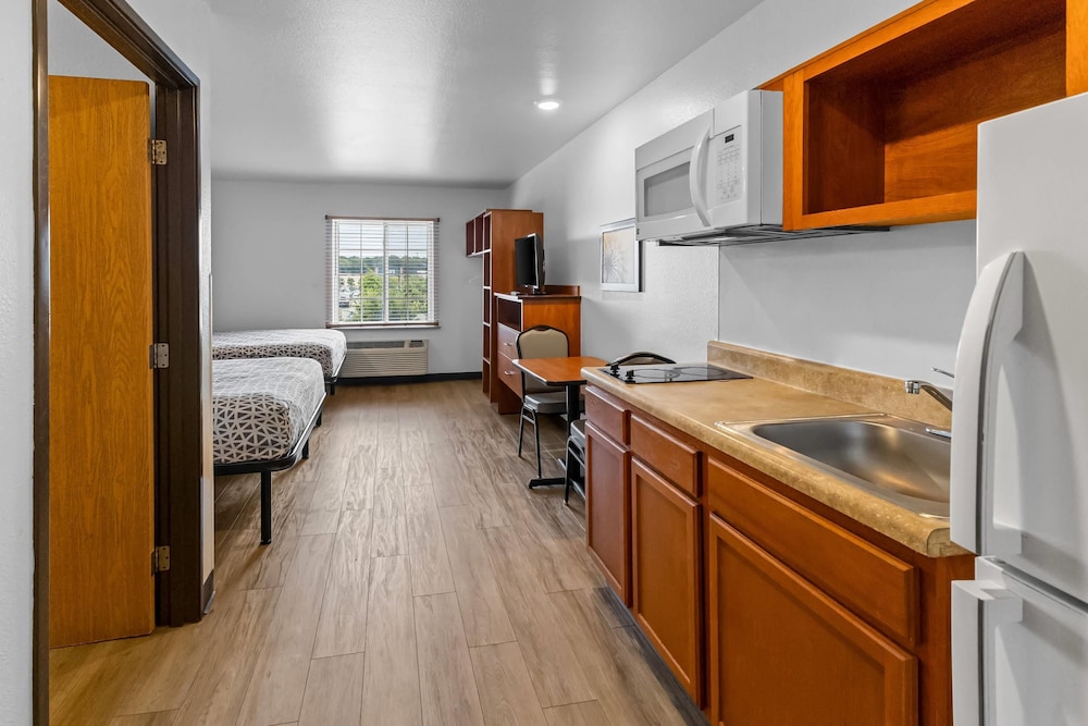 WoodSpring Suites Chesapeake-Norfolk Greenbrier 30/50