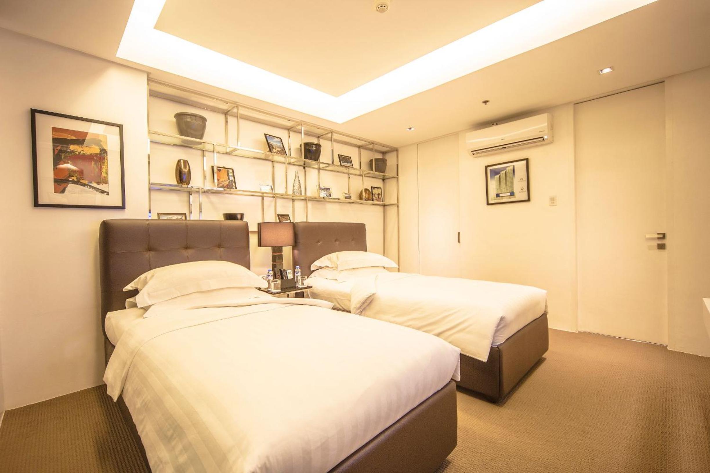 Room at The Alpha Suites, MAKATI
