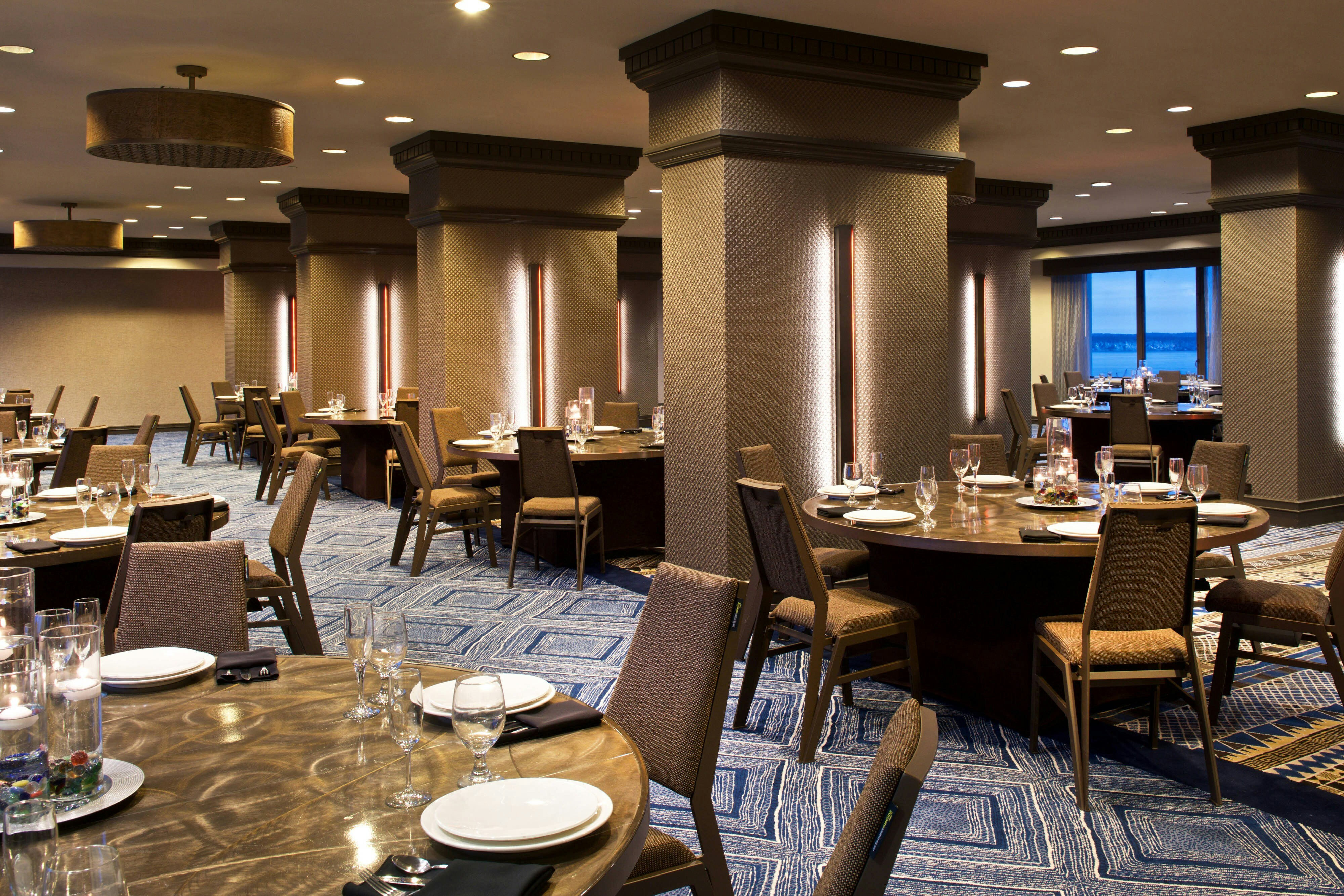 Sheraton Anchorage Hotel 25/43