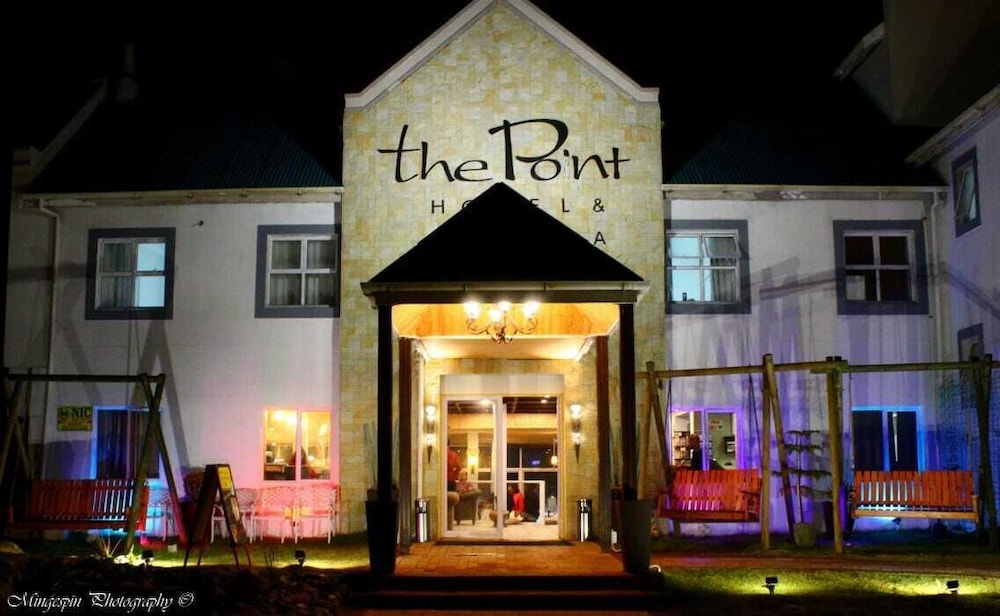 The Point Hotel Spa 1/62