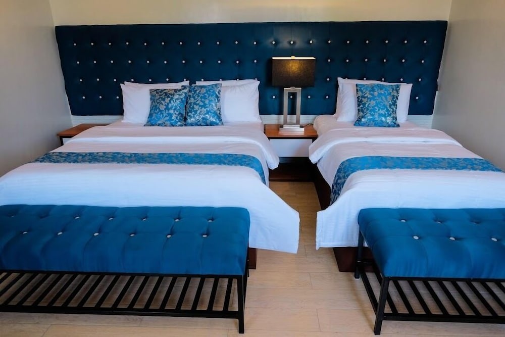 The Madeline Boutique Hotel & Suites 12/28