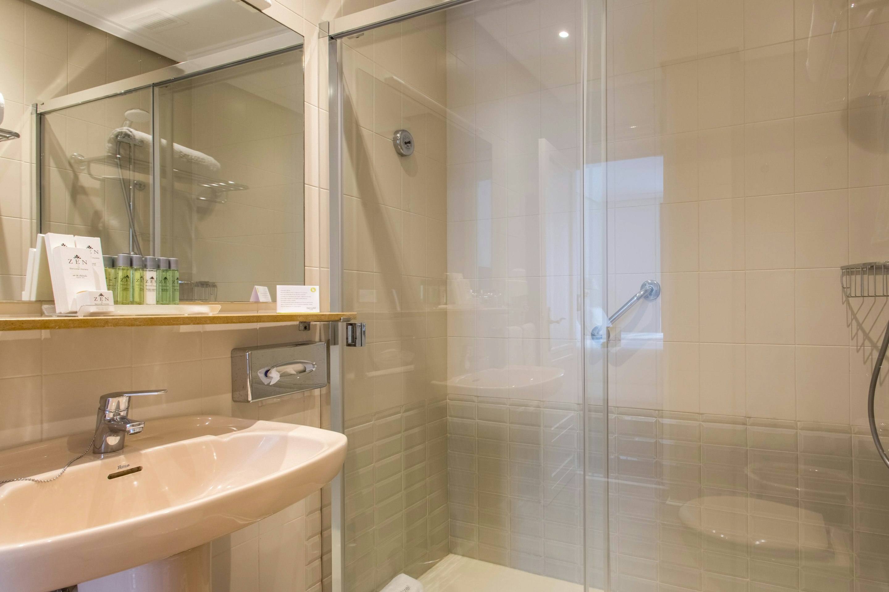 Superior, Apartment, Sercotel Europa San Sebastian 6/7