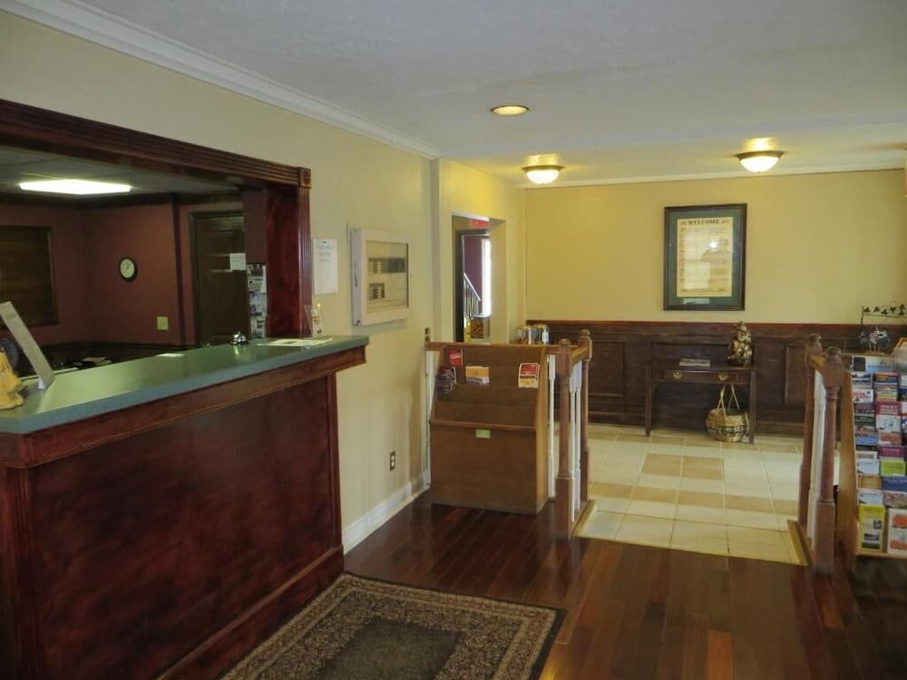 Americourt Hotel 11/39
