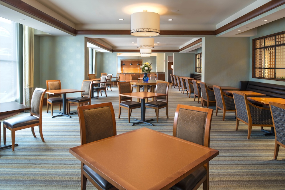 Hilton Garden Inn Portsmouth Downtown 41/54