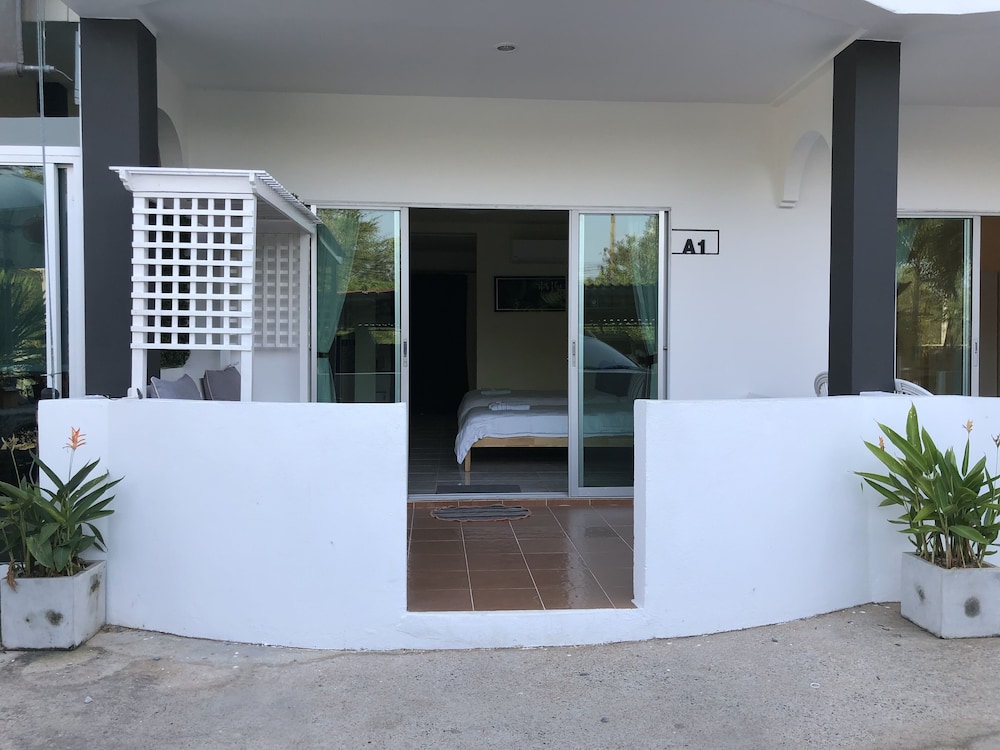 Baan The One Bang Saray By RoomQuest 12/62