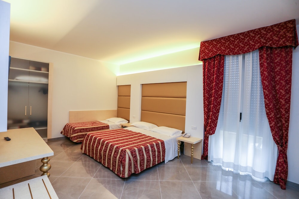Hotel Gallia Palace 4/34