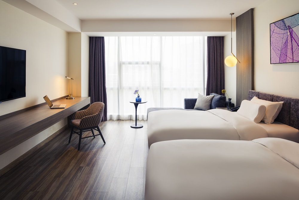 Mercure Shanghai Hongqiao South 26/96