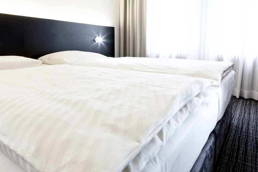 غرفة قياسية بسرير كينج، Comfor Hotel 7/10