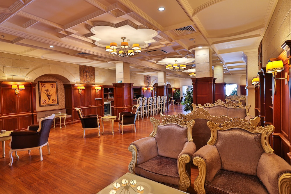 Diamond Excellence Resort & Spa 36/65
