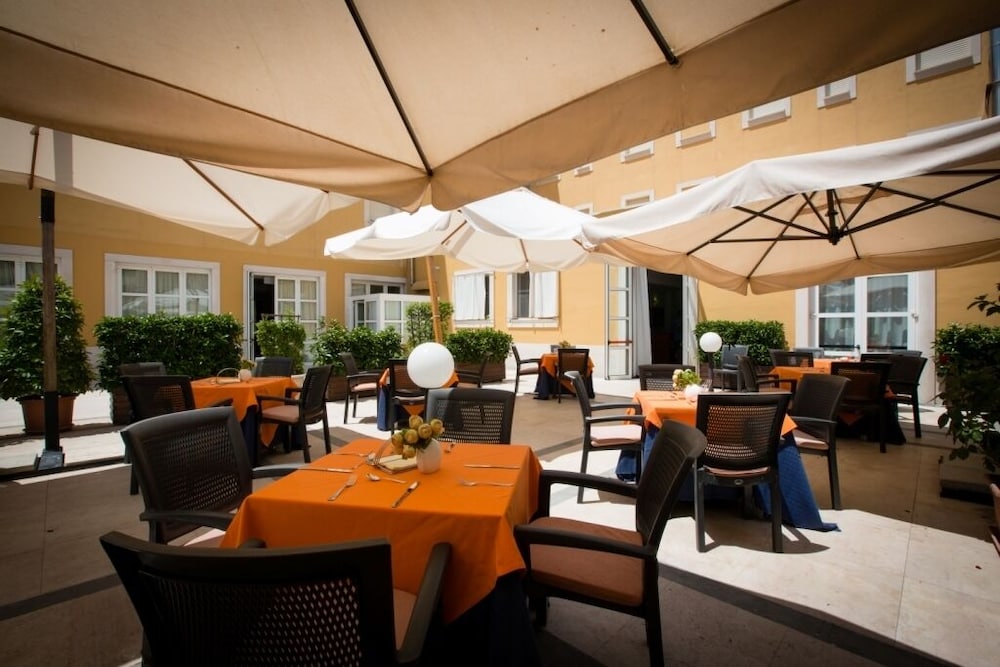 Hotel San Domenico al Piano 24/43