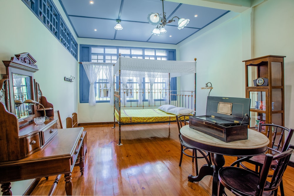 WOO Gallery & Boutique hotel 28/42