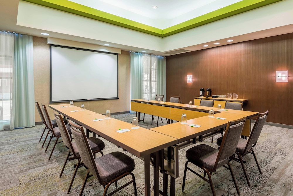 Courtyard By Marriott Chattanooga Downtown 43/50