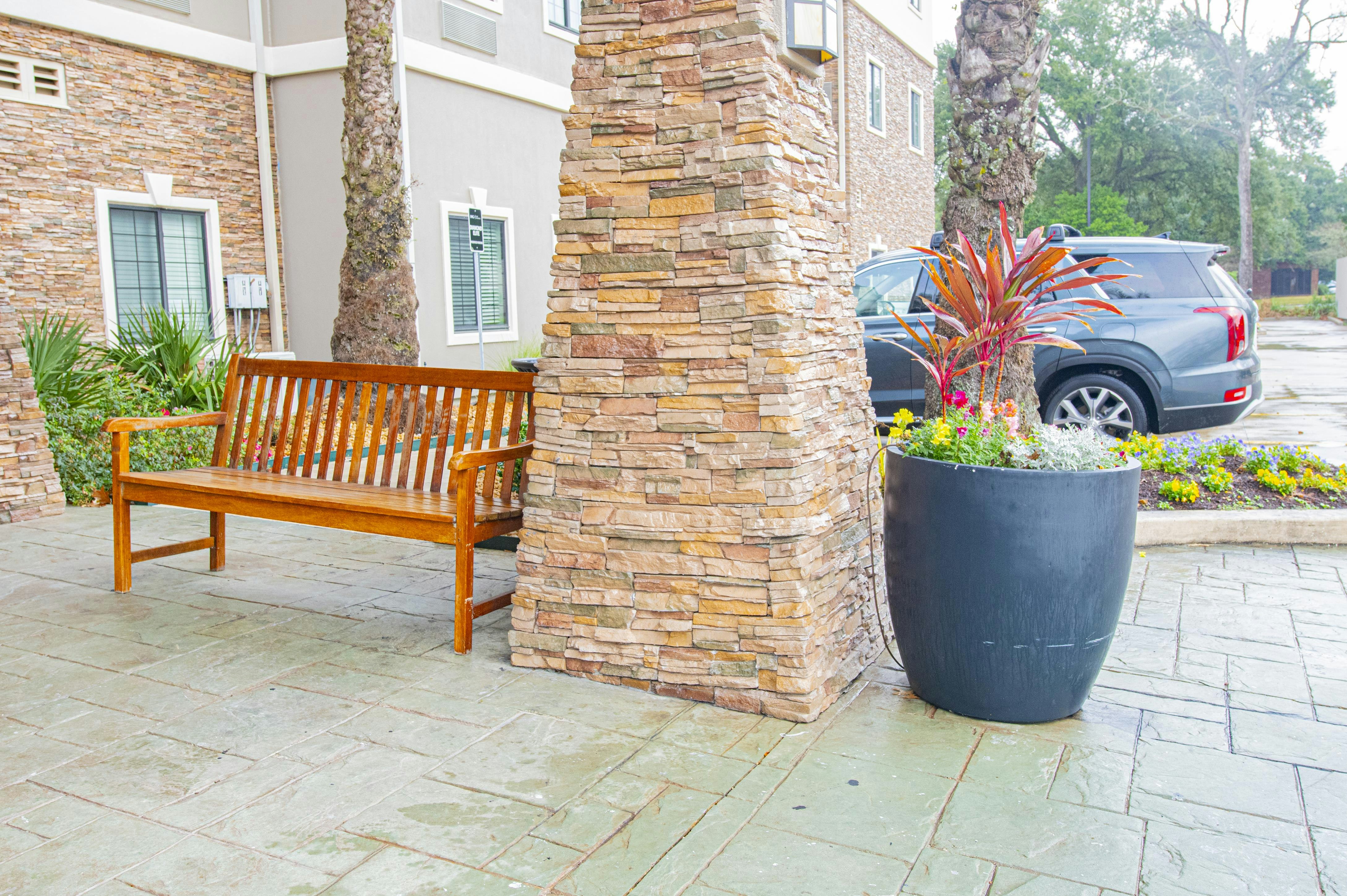 Staybridge Suites Lafayette Airport 11/63