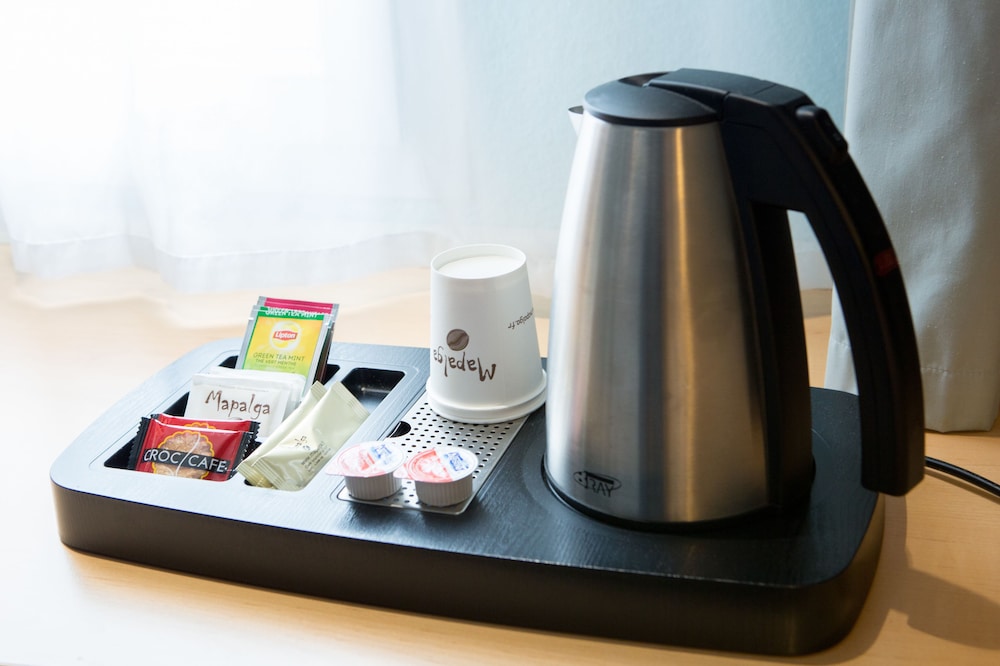 IBIS CHERBOURG LA GLACERIE 27/77