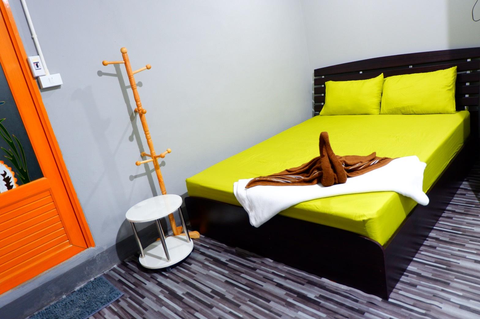 Standard, Double Bed