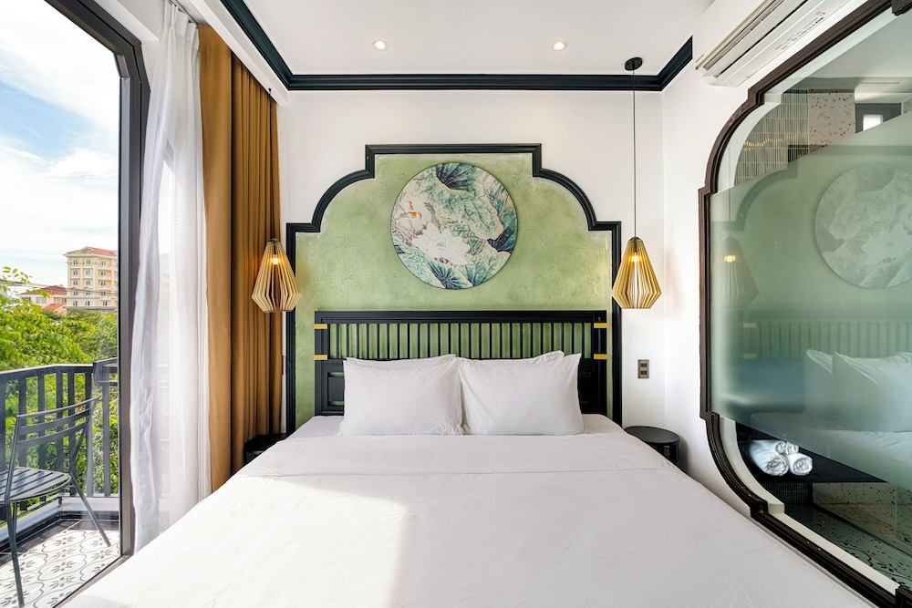 Rokas Hoi An Boutique Hotel 12/48