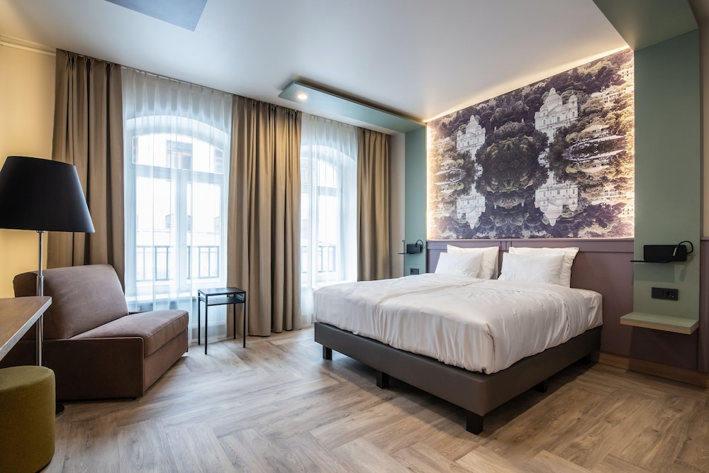 Conti Hotel 19/63