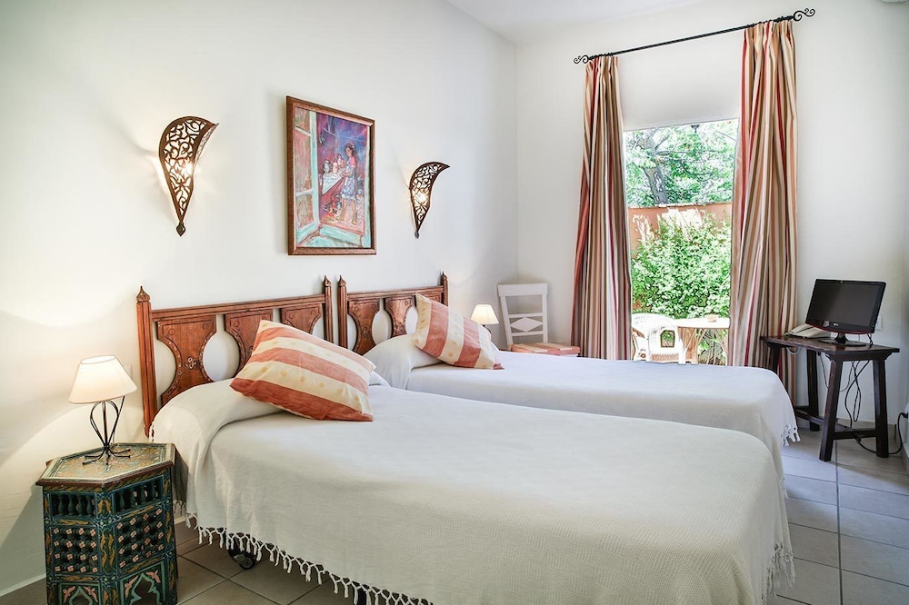 Hotel Madreselva 4/30