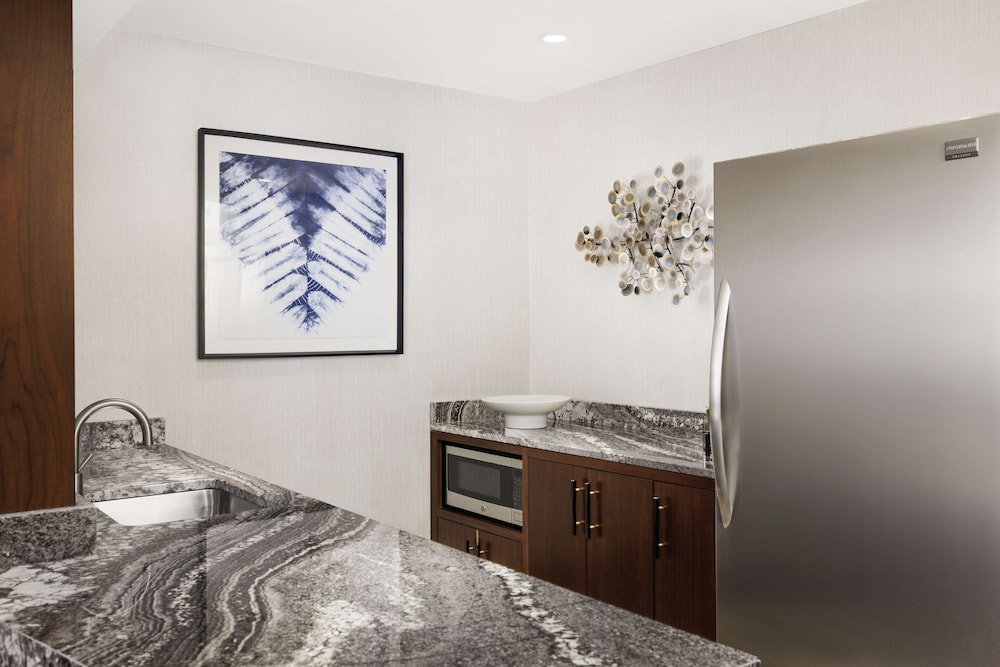 1 Bedroom, Garden, Suite, King Bed, Terrace