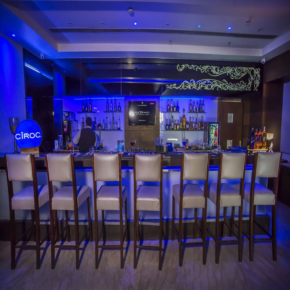 Sarovar Portico 42/50