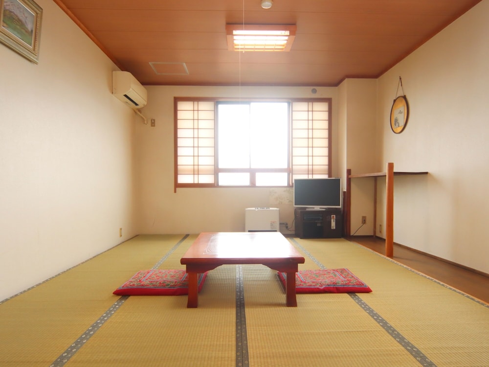 Star Hotel Akakura 8/45