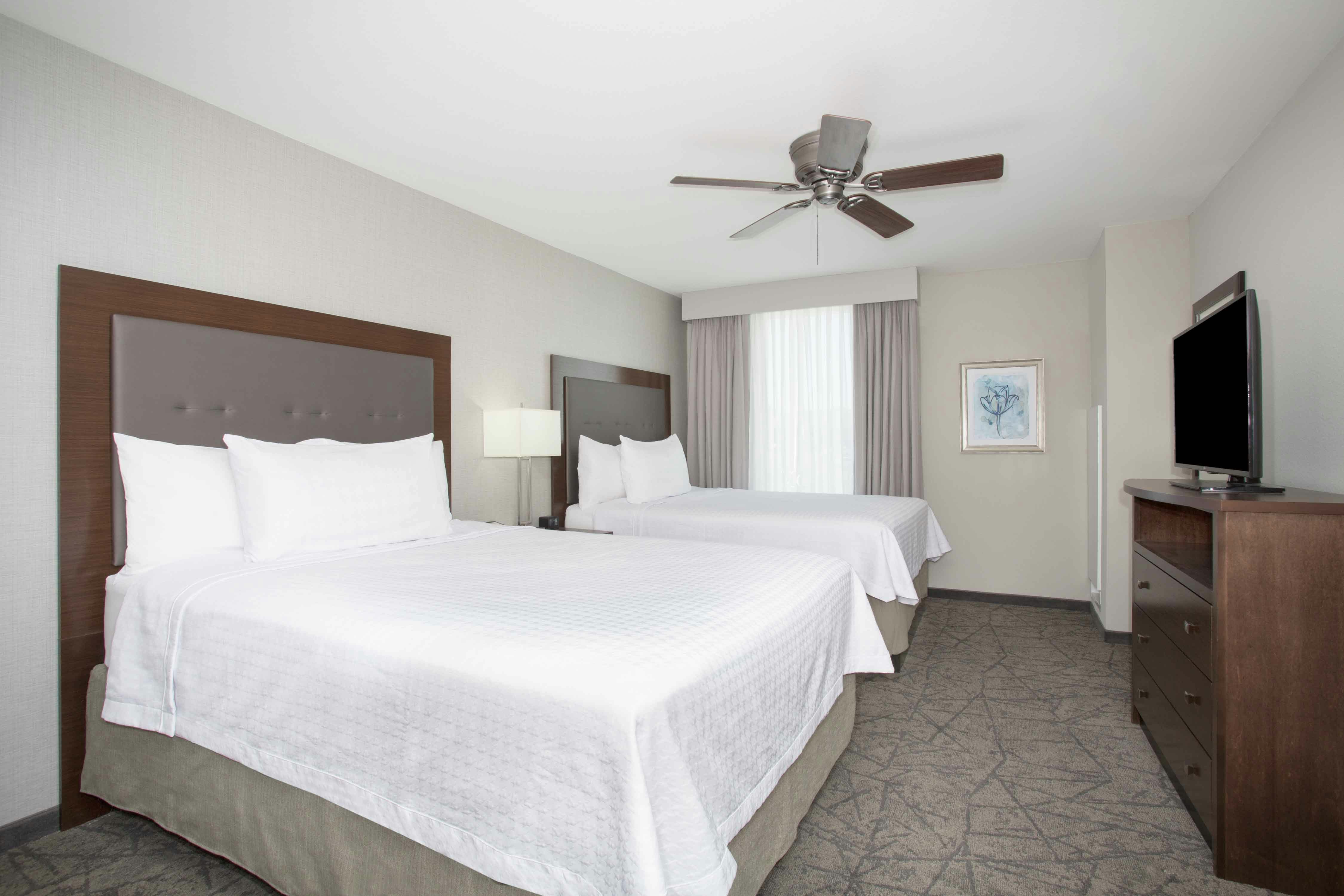 1 BEDROOM, SUITE, 2 QUEEN BEDS