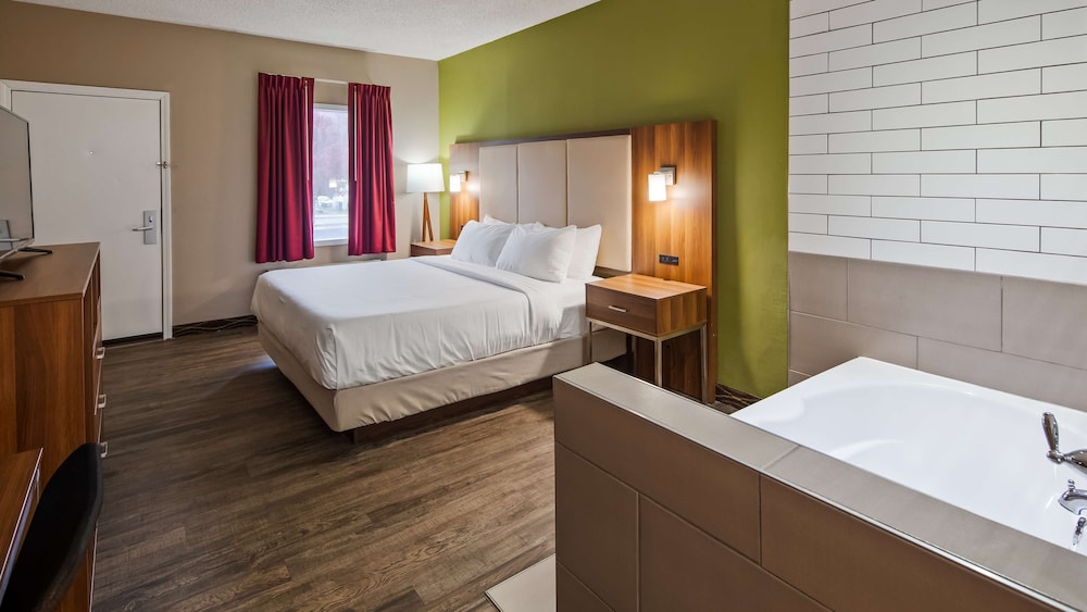 SureStay Hotel by Best Western Helen Downtown 15/29