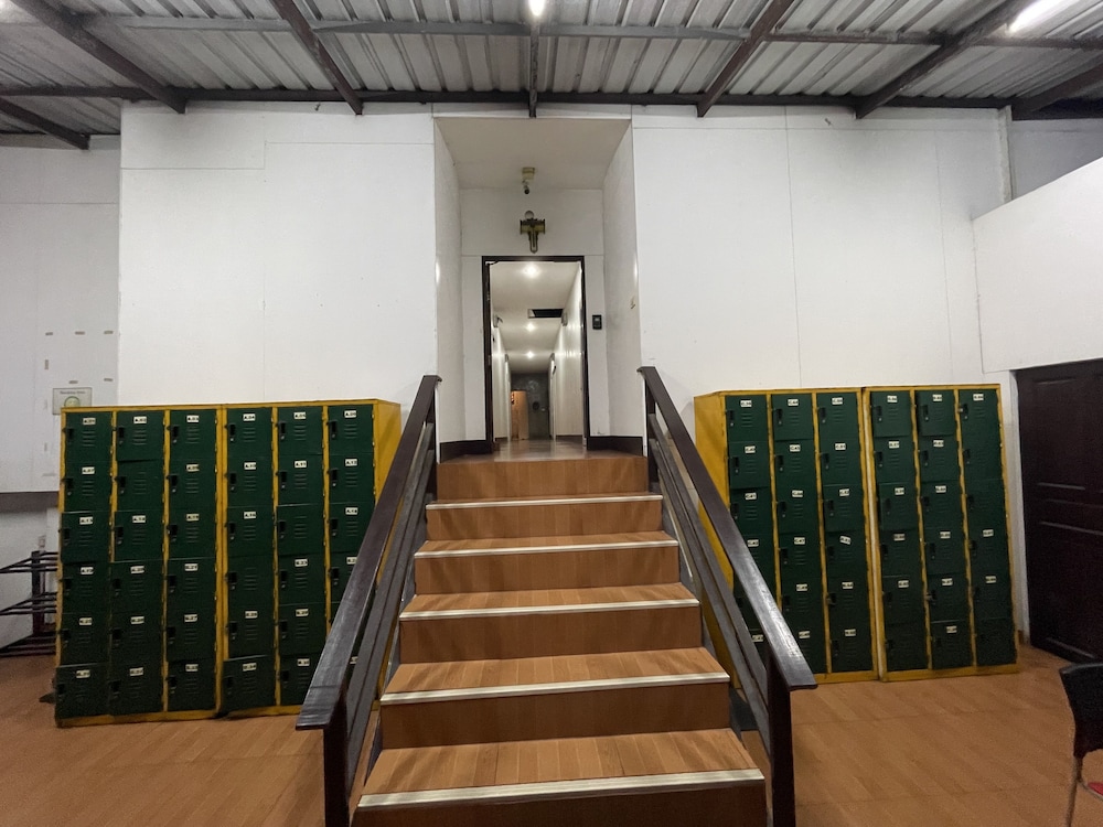 Slinky Hostel photo2