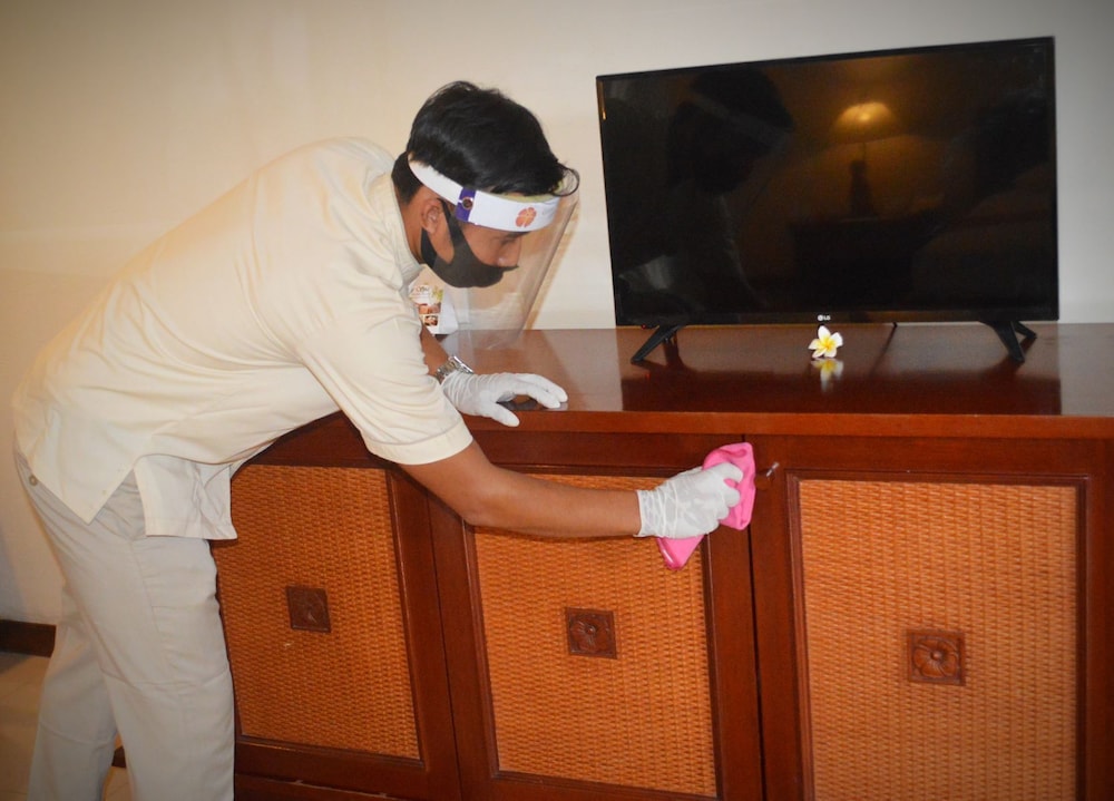 Grand Balisani Suites Hotel 12/71