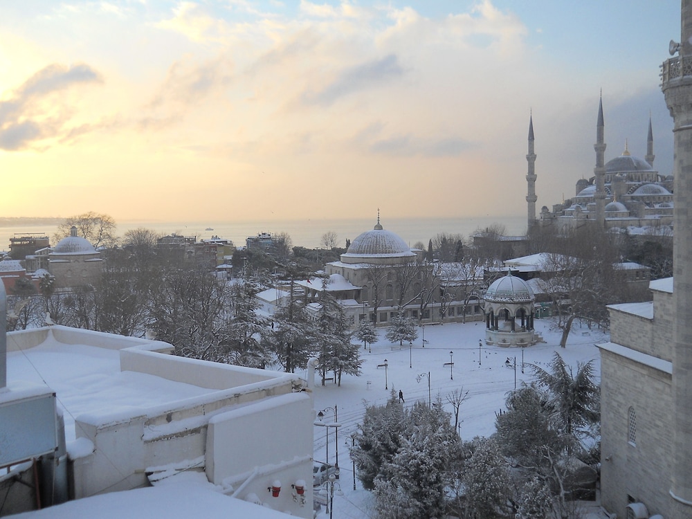 Lapis Inn Hotel and Spa (ex. Ambassador Hotel Istanbul) 63/67