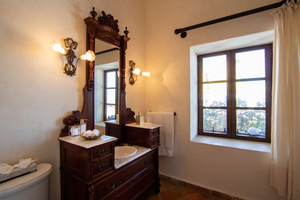 Bellview Hotel Boutique 45/45