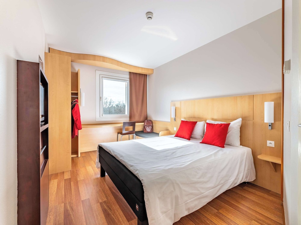 ibis Plzen 14/47