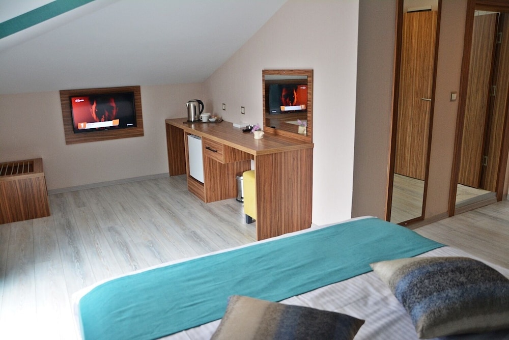 61 Park Hotel 11/51