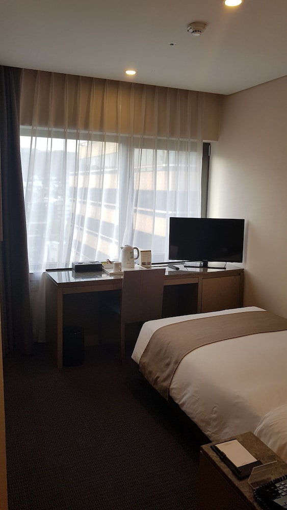 Amid Hotel Seoul 30/65