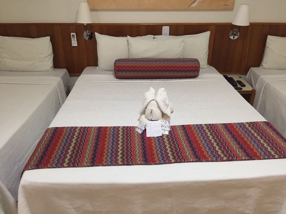 Hotel Riviera Lins 9/27