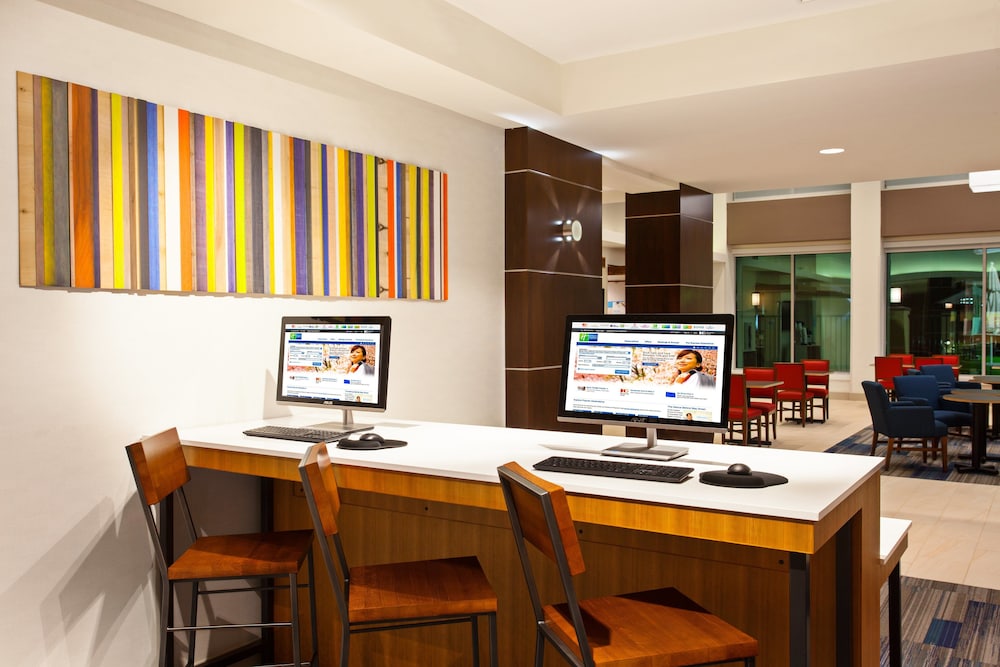 Holiday Inn Express Suites Houston Nw Hwy 290 Cypress 42/50