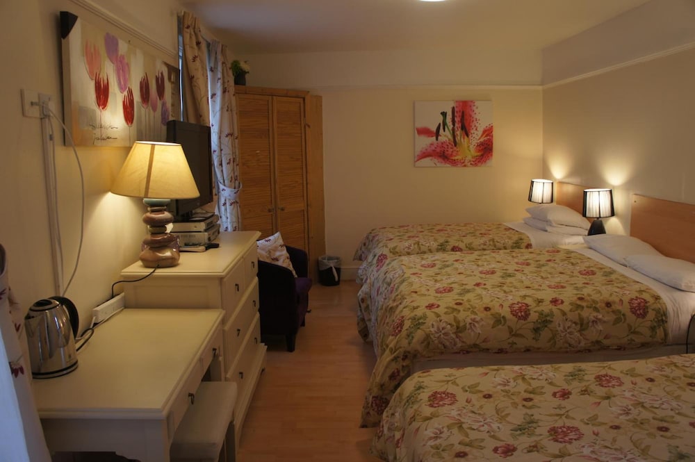 Athena Guest House 17/29