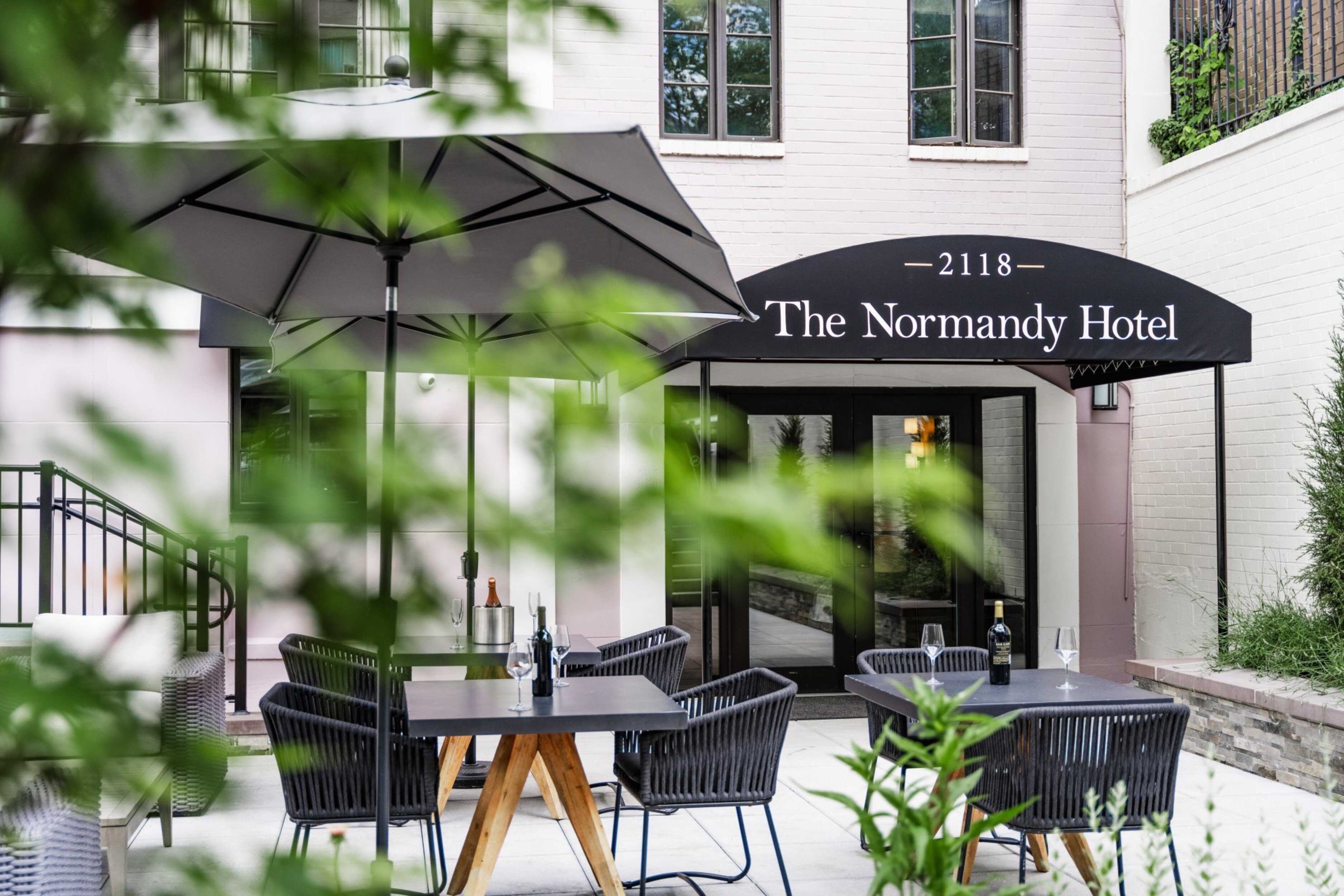 Normandy Hotel 17/69