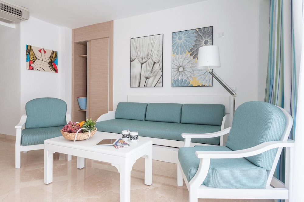 A10 Solecito Apartments 28/51