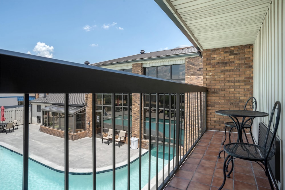 SureStay Plus By Best Western Greenwood 5/50